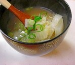 大根と白菜のみそ汁